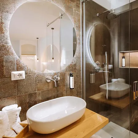 Dirium - Exclusive 4* Monopoli