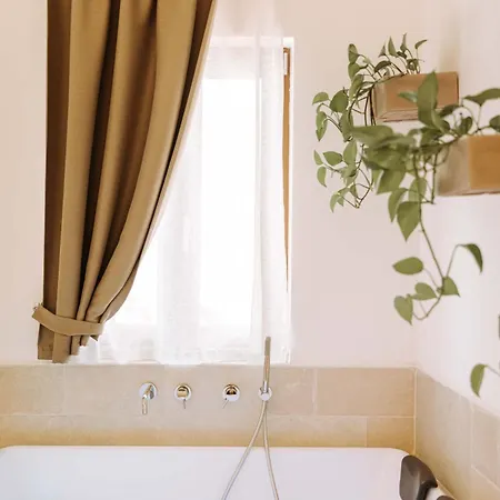 Dirium - Exclusive Pensionat Monopoli